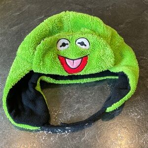 The Muppets Kermit the Frog green winter hat
